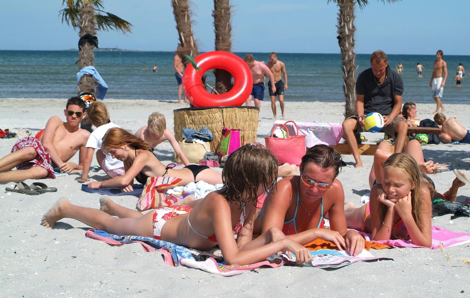 Frederikshavn Nordstrand Camping & Cottages Exteriör bild