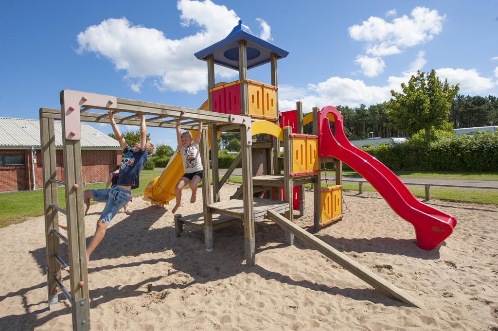 Frederikshavn Nordstrand Camping & Cottages Exteriör bild