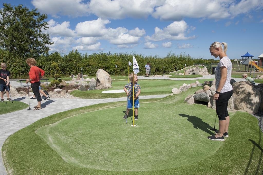 Frederikshavn Nordstrand Camping & Cottages Exteriör bild